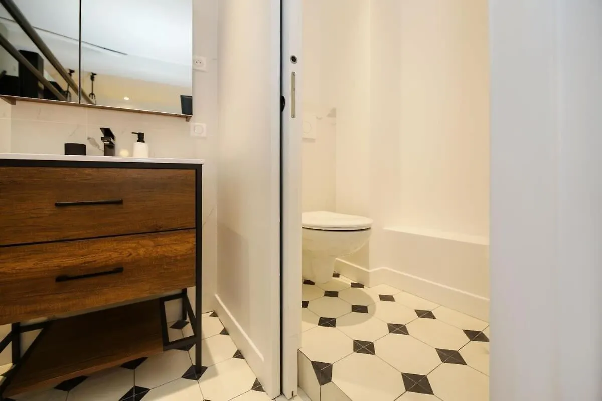 Apartment Appartement Proche Des Celebres Puces De Paris 4P